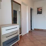 Slatine 6 Апартаменти *