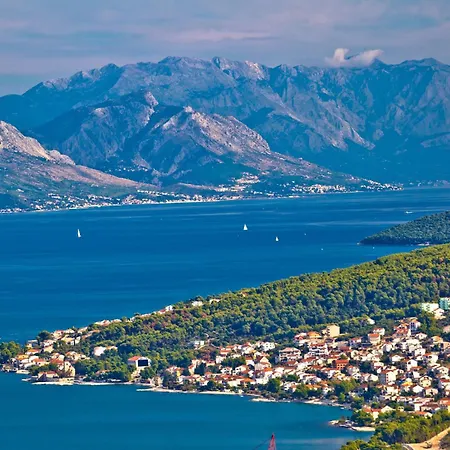 Slatine 6 Apartament